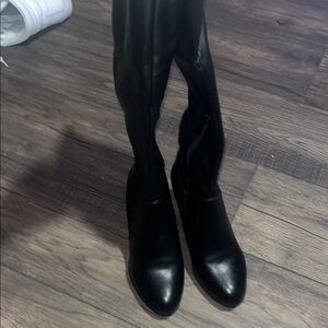Elegant Black Women's Boots